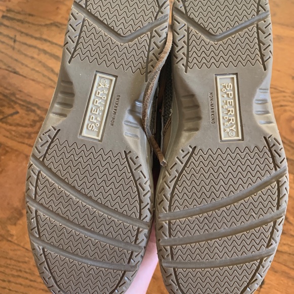 Brand new in box sperry top-siders size 1 - Picture 3 of 6